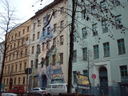 Kreuzberg: Grafitti ber fnf Stockwerke