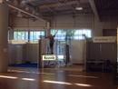 B62: Akrobatische bungen beim Aufbau des Stand...