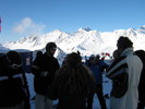 Blick in die verschneiten Schweizer Alpen